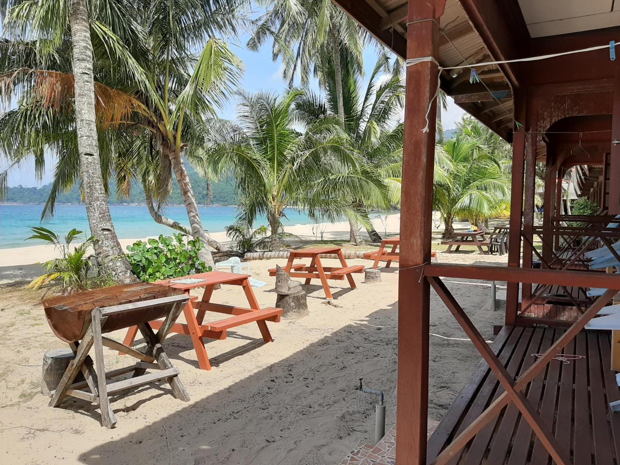 Permai Chalet Tioman Kampong Juara Zewnętrze zdjęcie