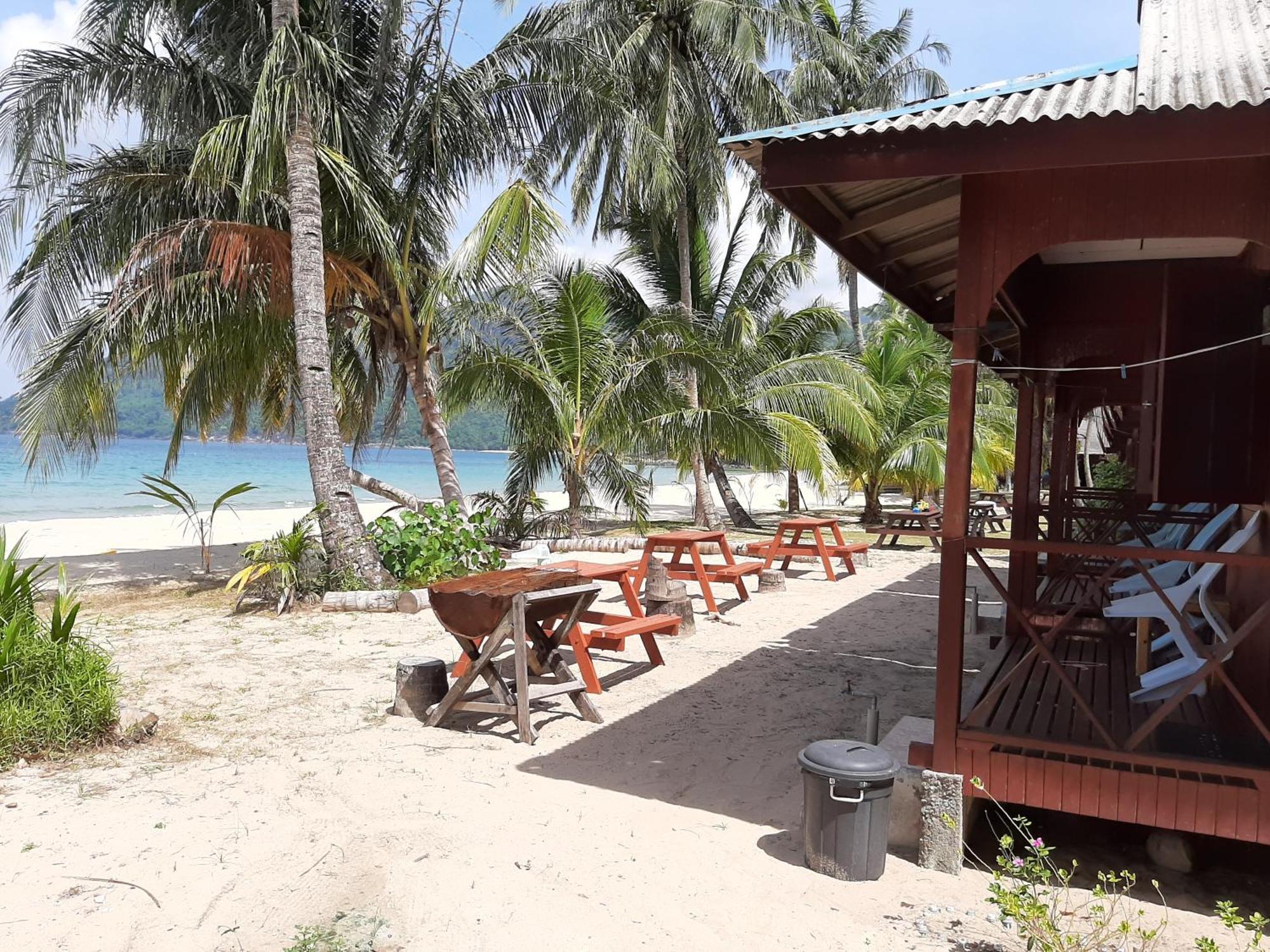 Permai Chalet Tioman Kampong Juara Zewnętrze zdjęcie